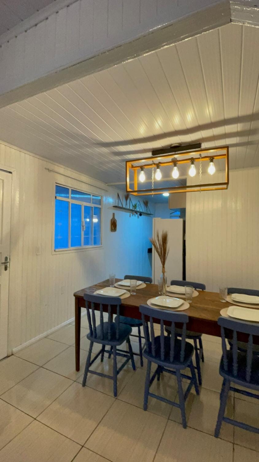 Casa completa próximo às cataratas com churrasqueira e garagem coberta House in Foz do Iguaçu
