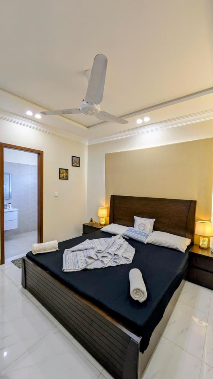 2BR Stay at Global properties Self check-in Apartment in Punjab