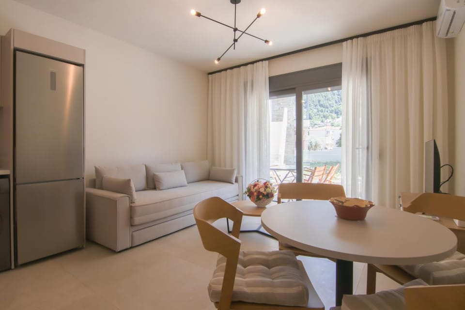 Sol - Bright Modern Apartment Apartment in Thasos