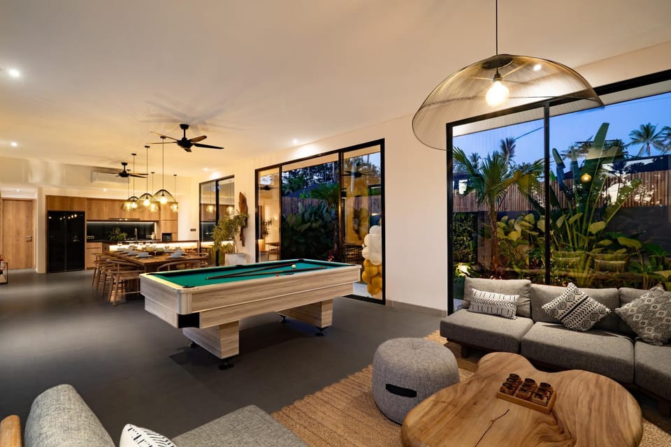 Billiard, Living room