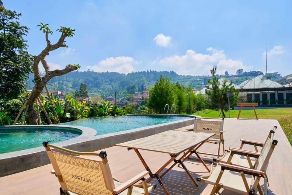 Grand Luxcamp Soebi Farm Cikole by Horison Hotel in Lembang