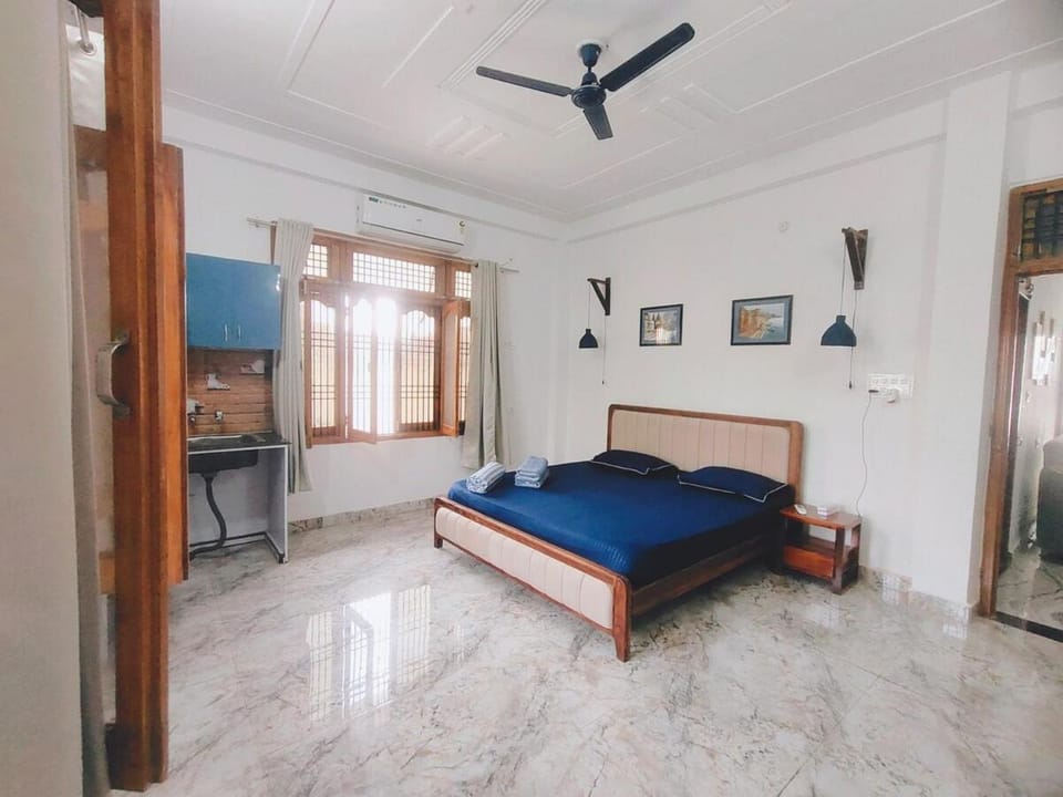 Gayatri Villa near BHU seer Ravidas Mandir Varanasi Villa in Varanasi