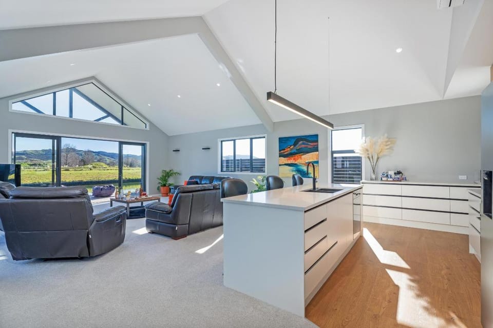 Living room, kitchen