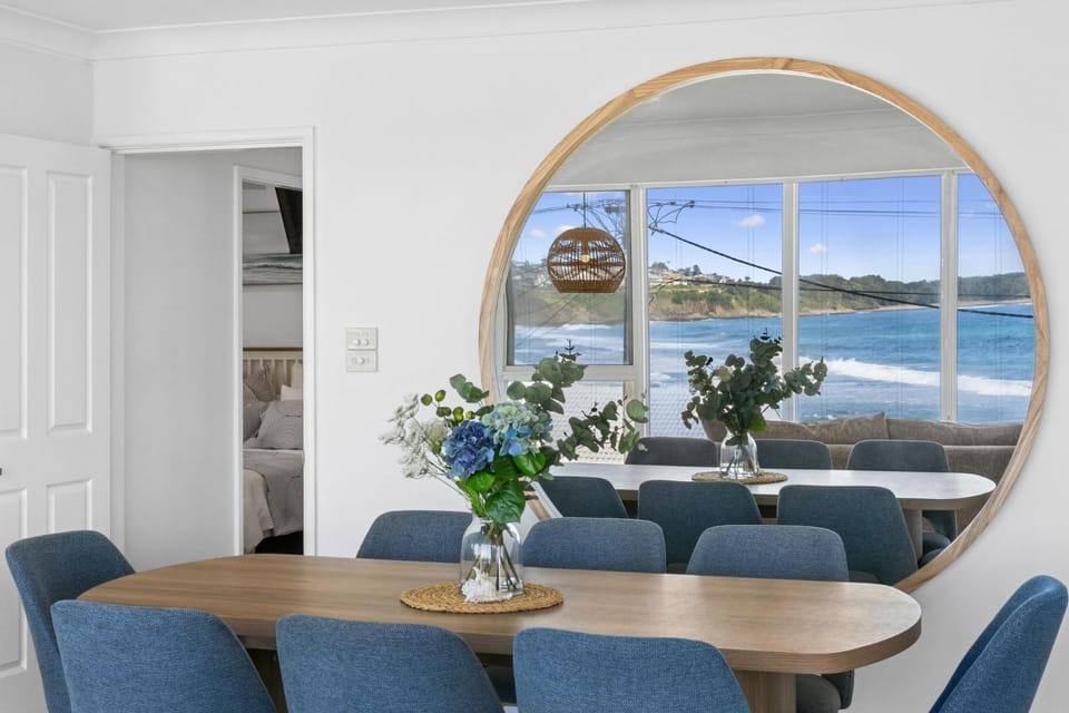 Barefoot Beach House House in Kiama Downs