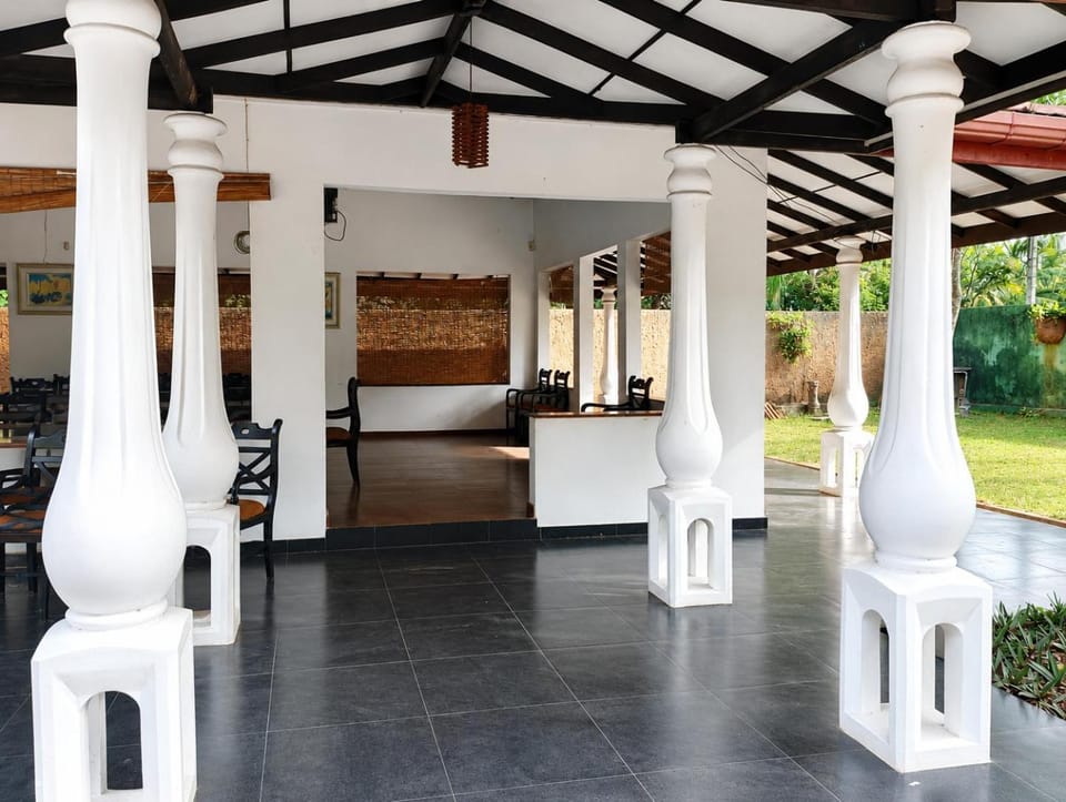 Lotus Lord Villa Kataragama Bed and Breakfast in Uva Province, Sri Lanka