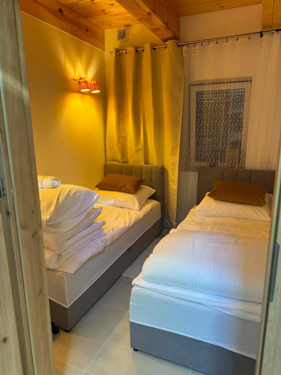 Apartament na Roztoczu-Zwierzyniec Apartment in Poland