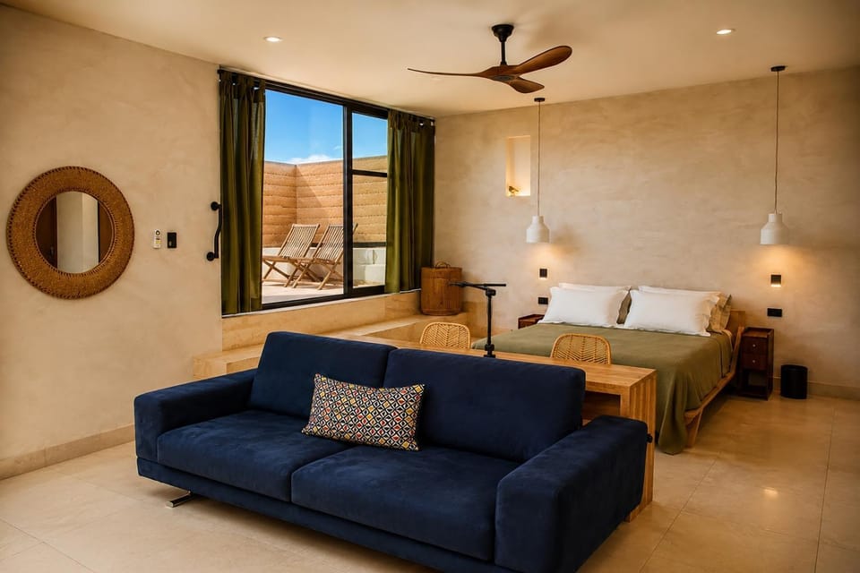 Bed, Living room, Photo of the whole room, Seating area, Bedroom