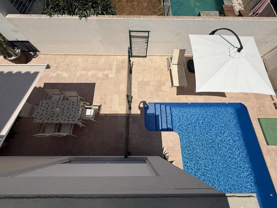 Pool view, Swimming pool