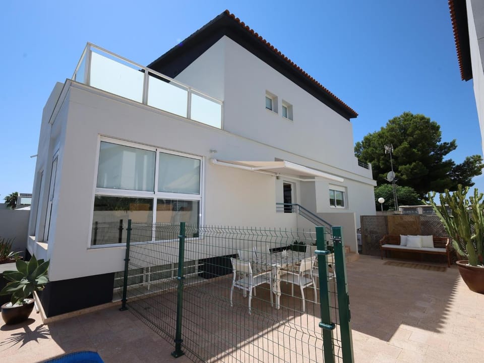 Patio, Balcony/Terrace