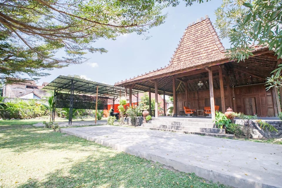 Property building, Garden view