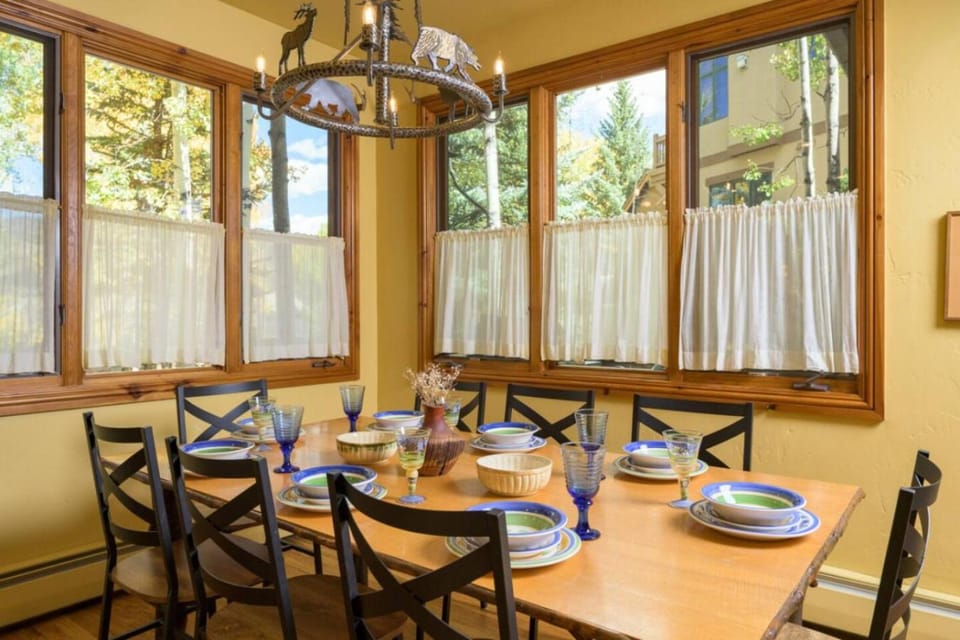 Summit Lodge at Arrowhead Resort Amenities House in Edwards