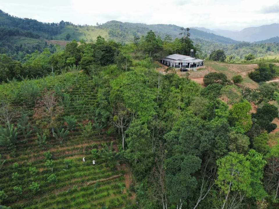 Star Nest 2BR Villa with Mountain Views House in Central Province