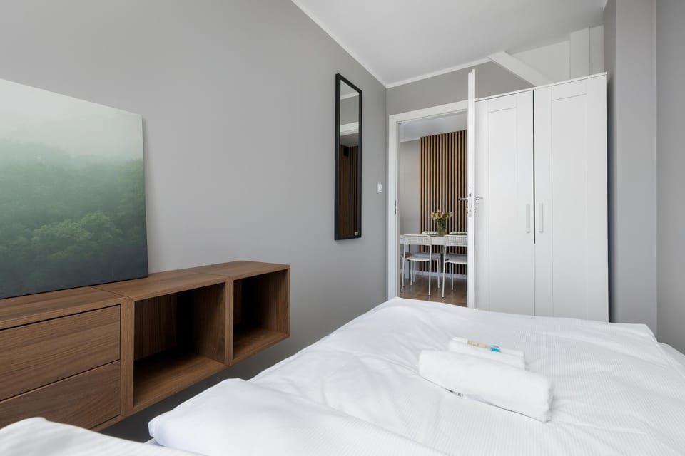 Bed, Photo of the whole room, Bedroom, towels, wardrobe