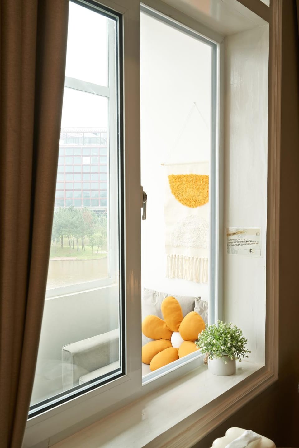 The Urbanist - Saigon MidCentury Home Apartment in Ho Chi Minh City