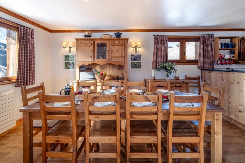 Madame Vacances Chalet Tourterelle Chalet in Les Allues