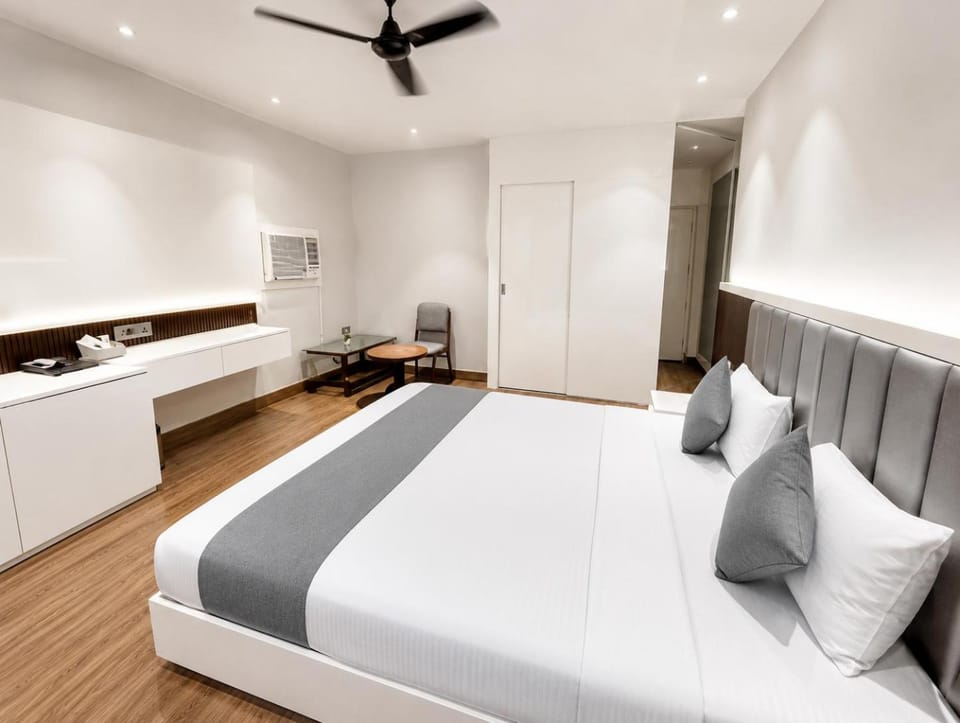 Hotel Amarpali Stay Vacation rental in Noida