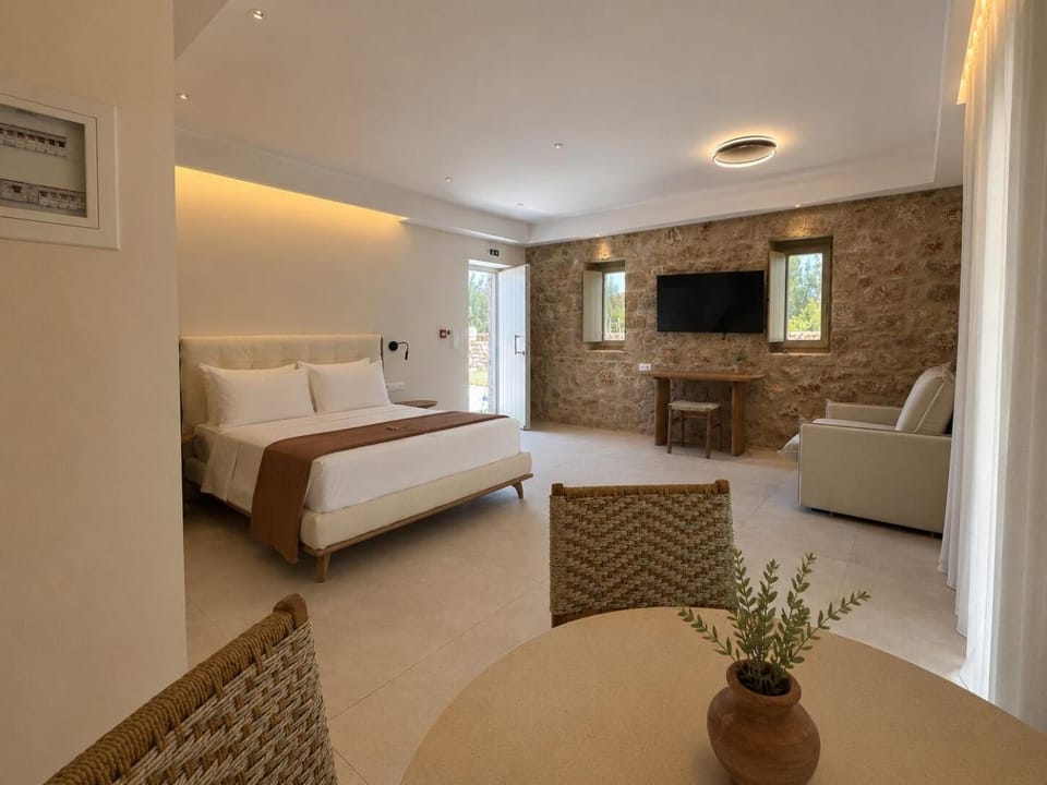 TV and multimedia, Photo of the whole room, Bedroom