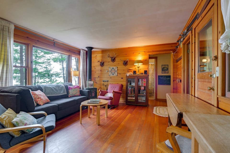 Serene Lost Land Lake Cabin: Hayward/Cable Area Cabin in Spider Lake