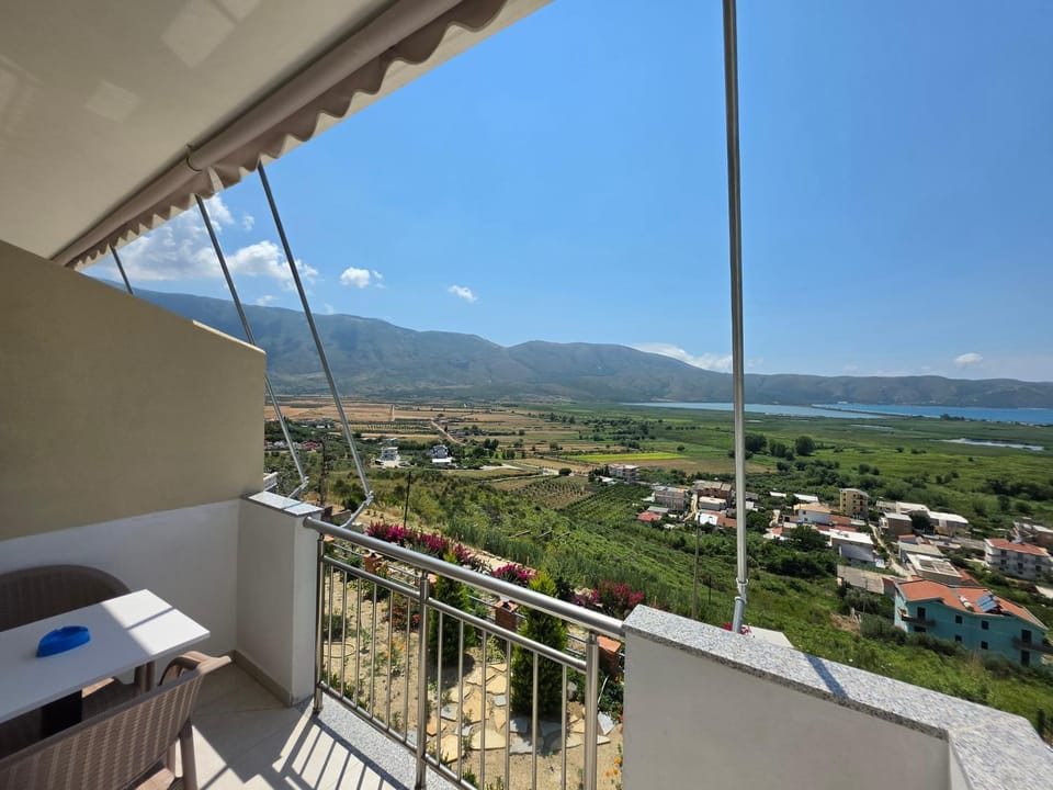 Day, Natural landscape, View (from property/room), Balcony/Terrace, Mountain view, Sea view