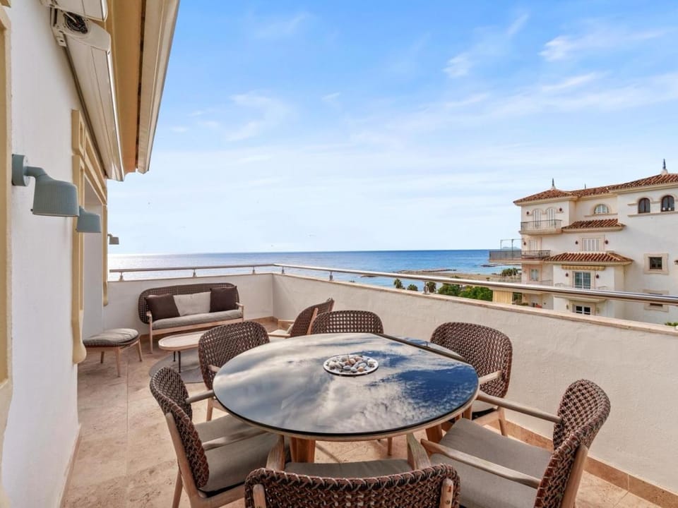 View (from property/room), Balcony/Terrace, Sea view