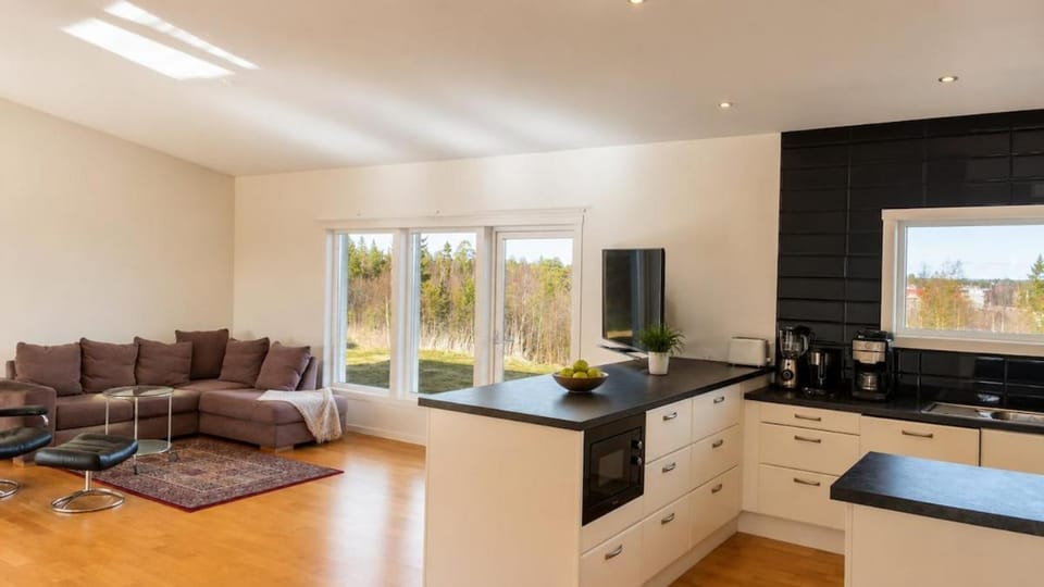 Guestly Homes 3BR Premium Villa with Sauna Villa in Norrbotten County, Sweden