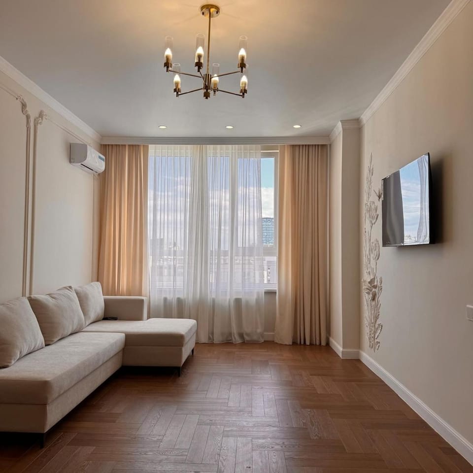 Living room, Photo of the whole room