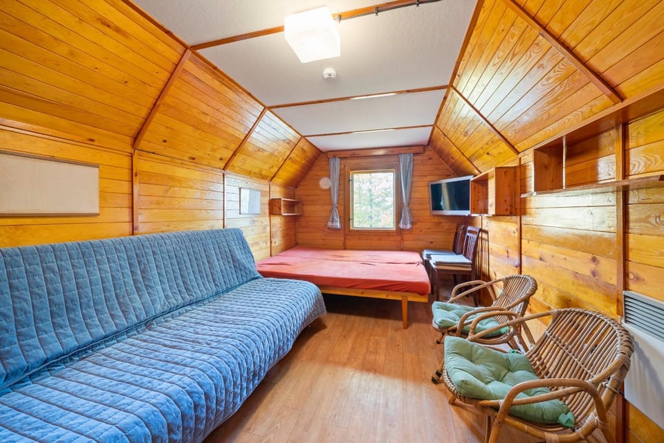 Chatka Kačka Campground/ 
RV Resort in South Moravian Region