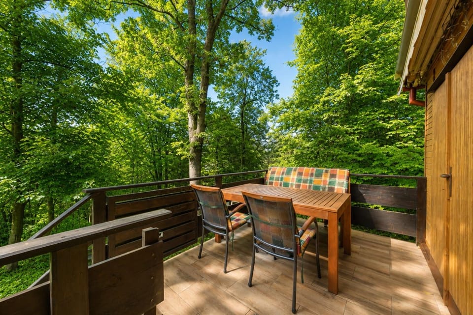 Chatka Kačka Campground/ 
RV Resort in South Moravian Region