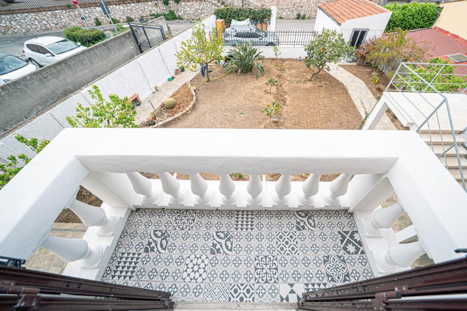 GIARDINO DEGLI ARANCI Limone Apartment in Piombino