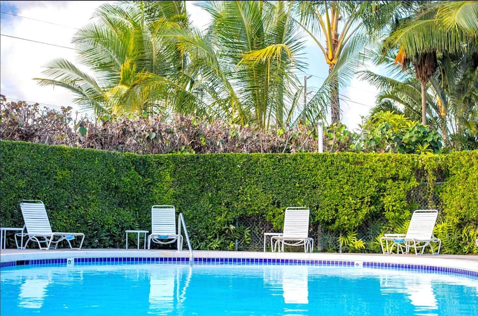 Pool view, Swimming pool, Swimming pool