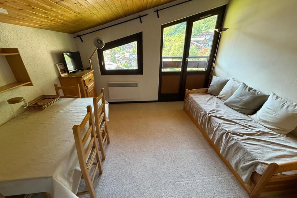 Ski studio right in central La Clusaz Apartment in La Clusaz