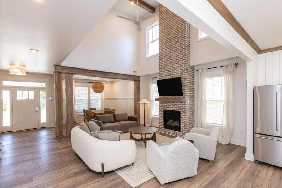 Perfect Retreat 6min Walk to the Beach Luxury House in Virginia Beach