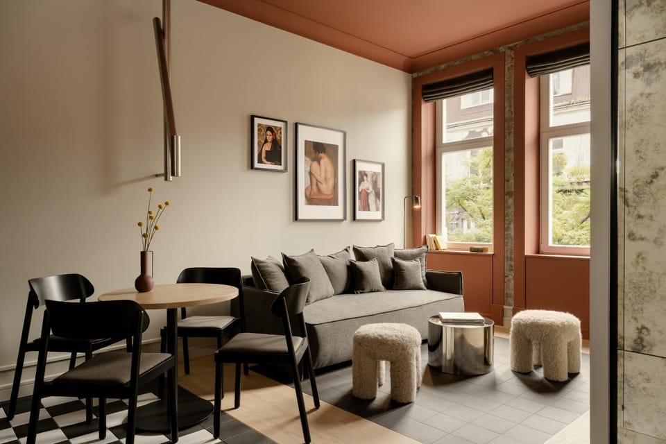 Living room, Seating area, Dining area
