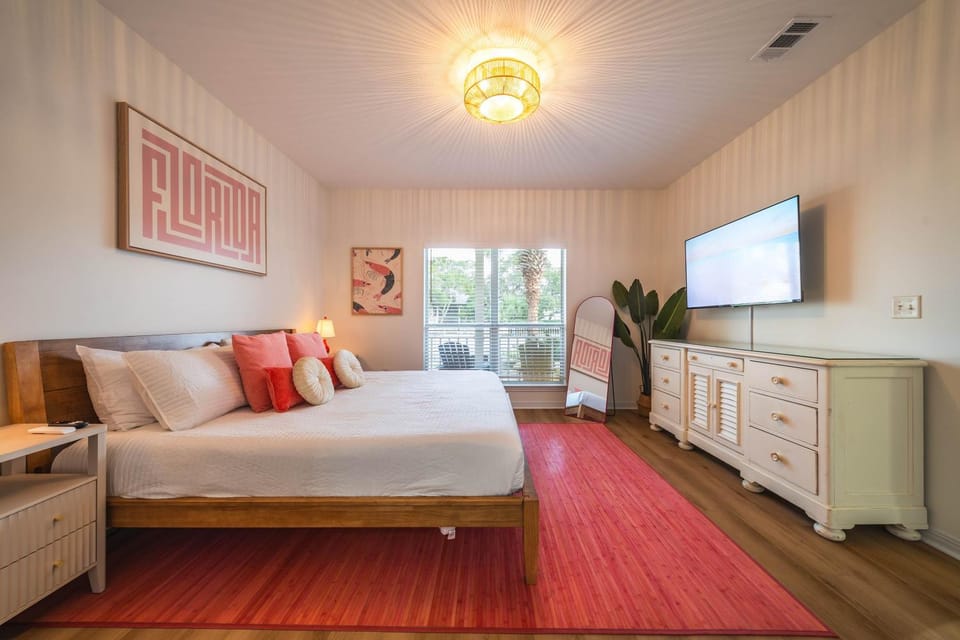 Solstice-Free Golf Cart-Pool Heat Deals House in Destin