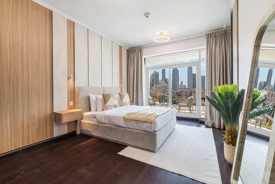 Downtown 1BR with Burj View Pool & Gym Apartment in Dubai
