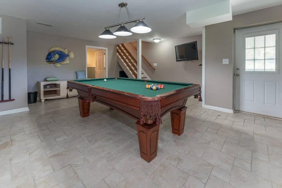 Lakefront Retreat with Game Room Hot Tub and Gym House in Smith Mountain Lake