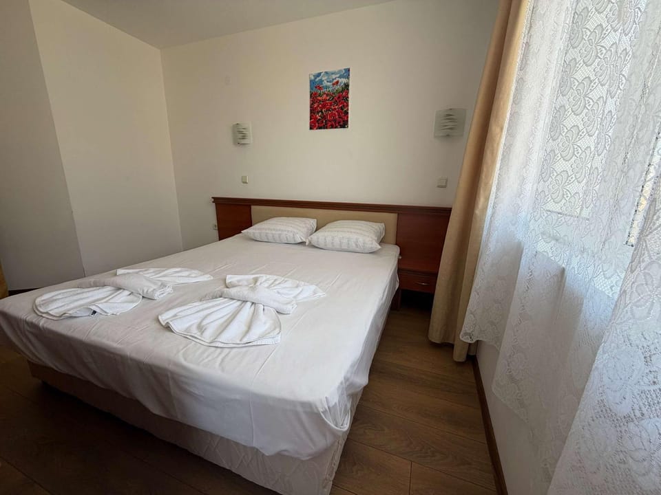 Seaside Stay at Dolphin 1BD in Ravda by Flat Mаnager Apartment in Burgas Province