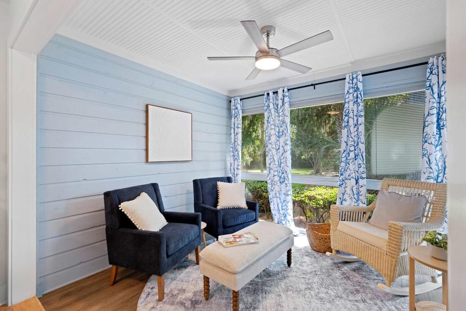 Spacious Townhouse Near Beach Golf Tennis House in North Forest Beach