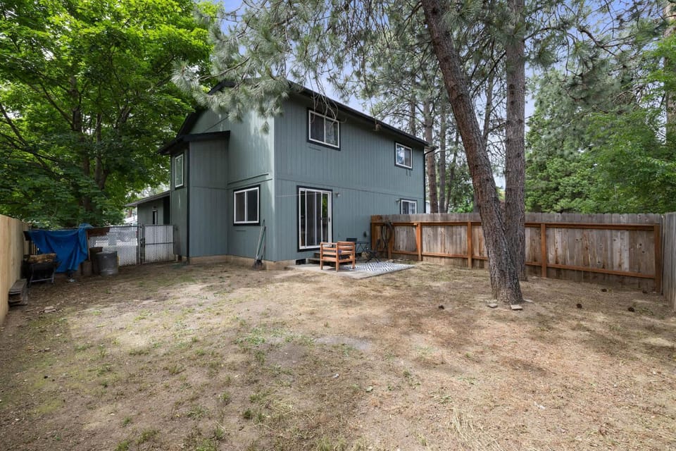 Pet friendly 2 bed in CDA House in Coeur dAlene