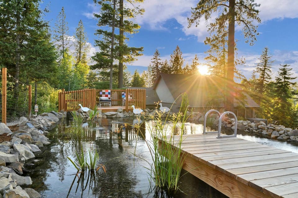 Eagles Nest River View Dome Hot Tub & Swim Pond House in Coeur dAlene