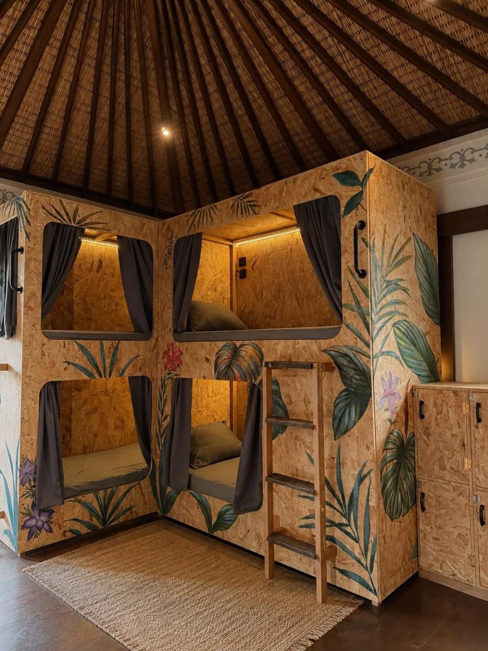 bunk bed