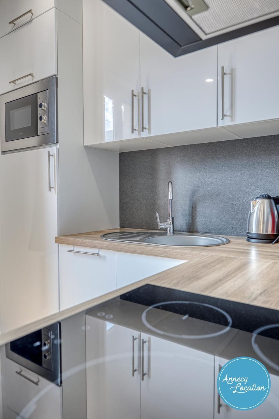 Rive Bleu Charming T2 with Shared Beach Apartment in Doussard