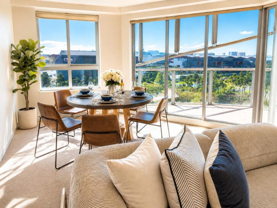 The Harbour Suites - 50 meters to Darling Harbour Apartment in Sydney