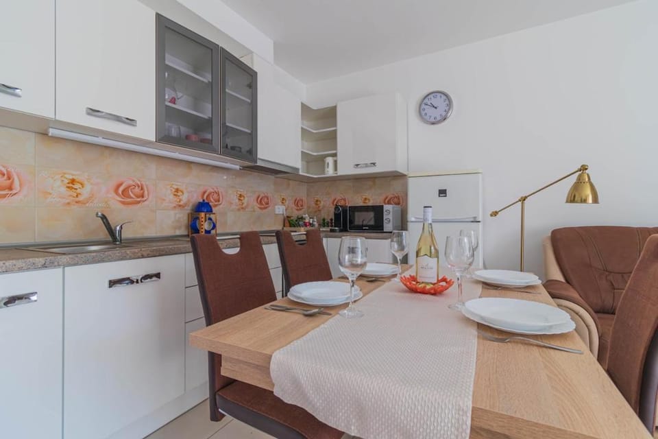 Lelle Relax Apartment Lelle w Ac & Terrace by NW Apartment in Hungary