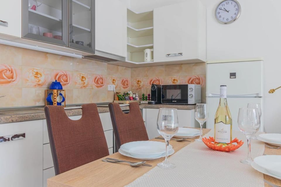 Lelle Relax Apartment Lelle w Ac & Terrace by NW Apartment in Hungary
