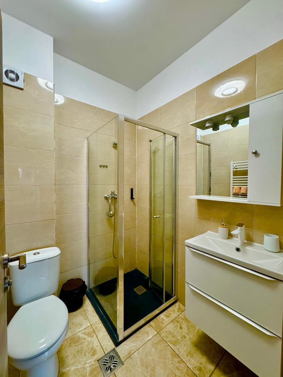 Summerland Seaview Mamaia Apartaments Apartment in Constanta
