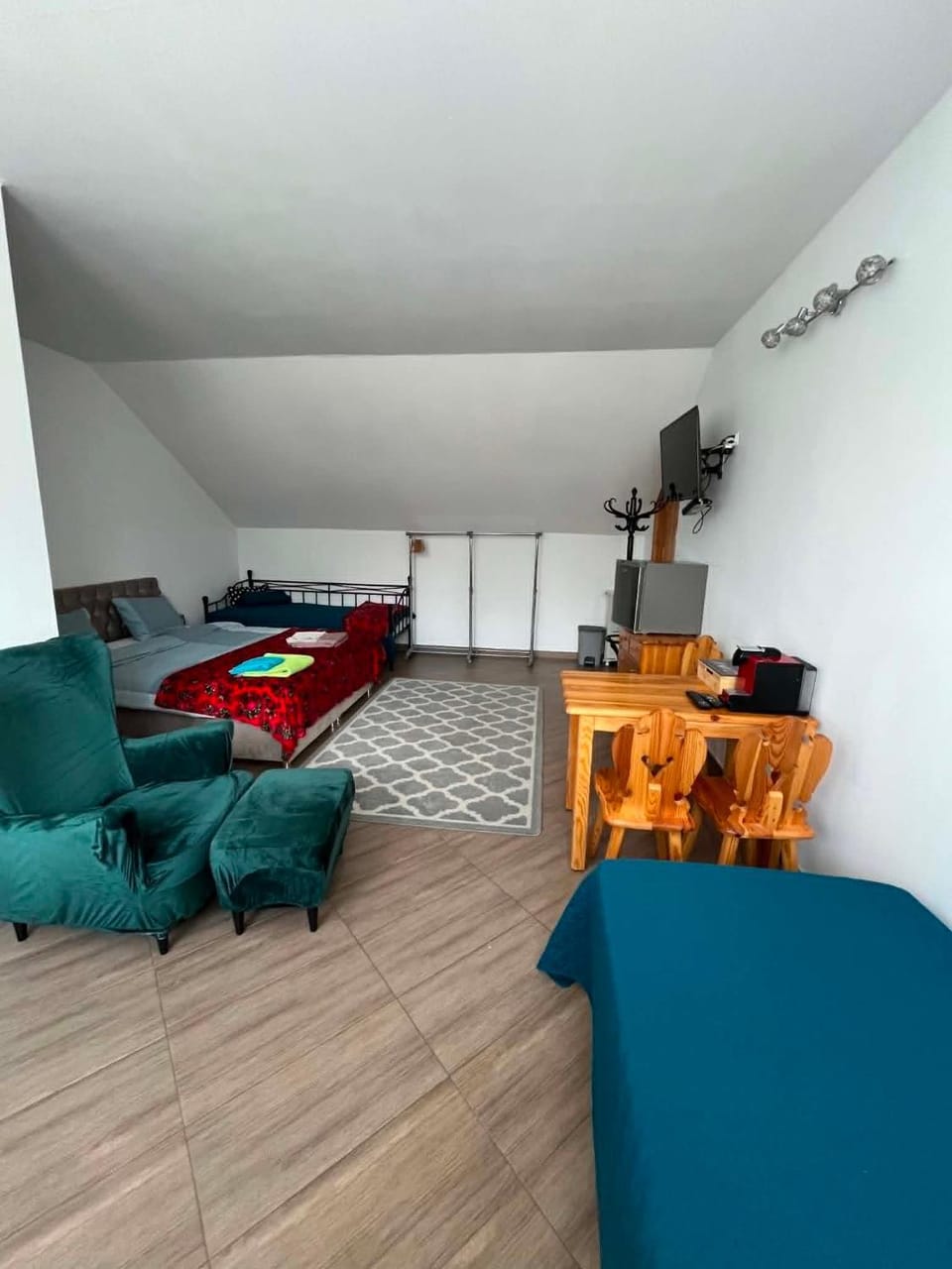 Pokoje na rozstaju dróg Apartment in Lower Silesian Voivodeship