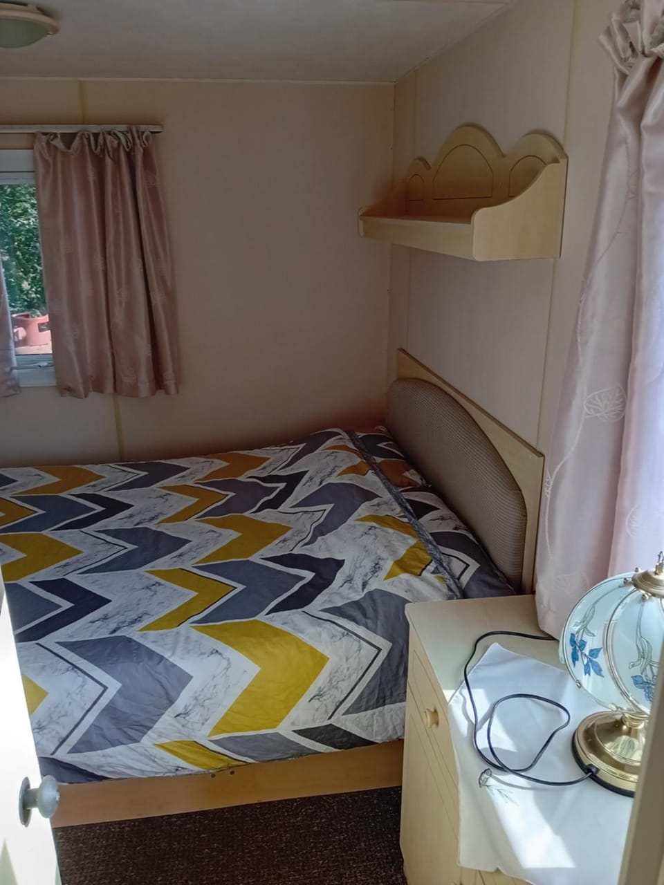 Eastfield farm fishery Campground/ 
RV Resort in West Lindsey District