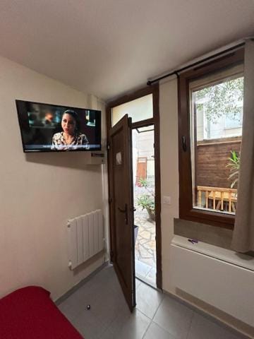 myappart - La Garenne Hotel in Courbevoie