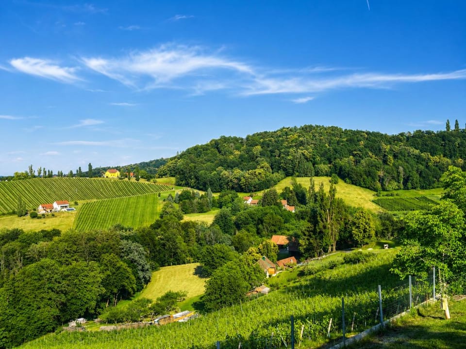 Nearby landmark, Day, Natural landscape